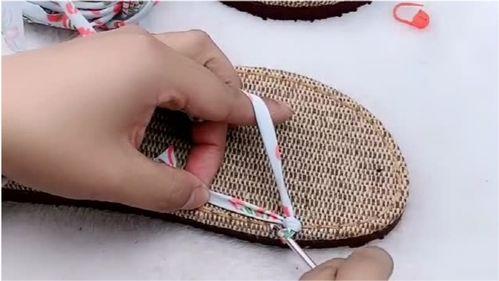 钩针成人款拖鞋视频教学,轻松制作时尚成人款拖鞋